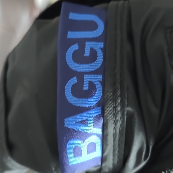 BAGGU Medium Crescent Bag In Black And White Gingham - Picture 9 of 10